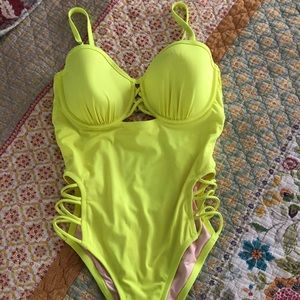 Women’s One-Piece Bathing Suit